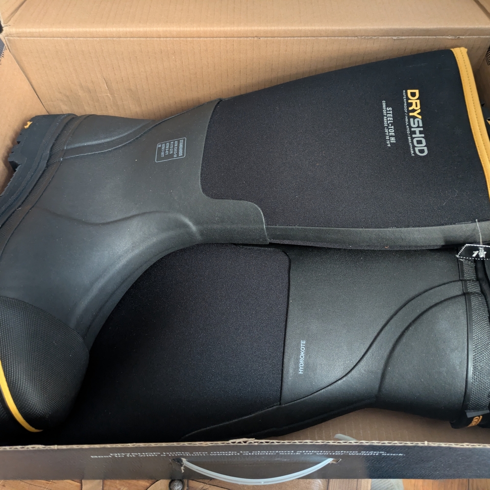 Dryshod steel Toe Waterproof Cold Rated Men's 11 Black and Yellow Boots